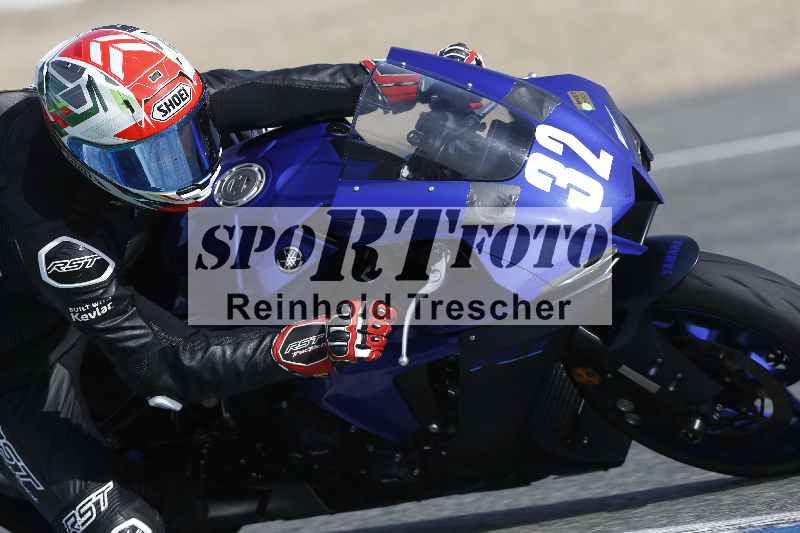 /Archiv-2024/01 26.-28.01.2024 Moto Center Thun Jerez/Gruppe gruen-green/32